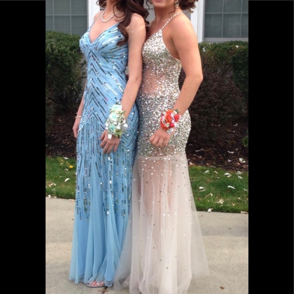 Prom dress Light blue sequence